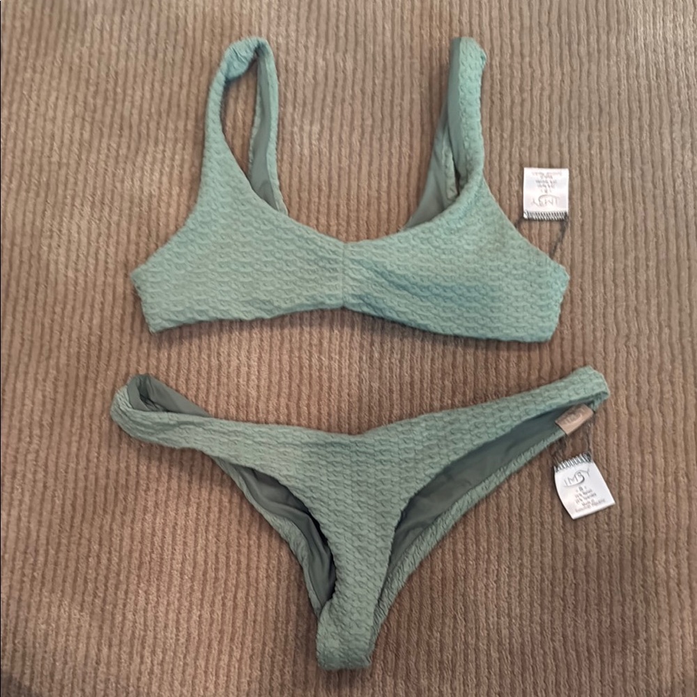 Imsy - Textured Bikini Set